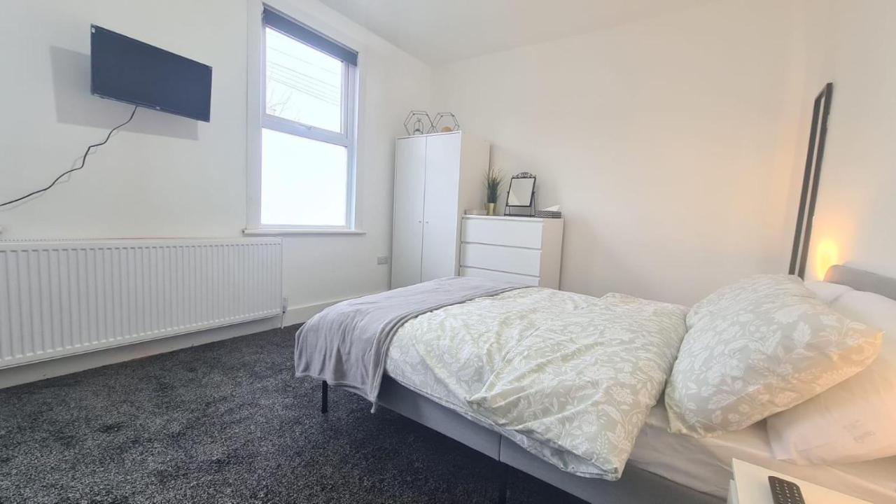 Spacious Private Room In Manor Park Londres Extérieur photo