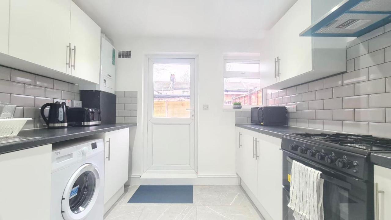 Spacious Private Room In Manor Park Londres Extérieur photo